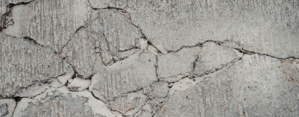 concrete cracking